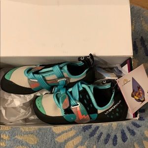 La Sportiva climbing shoes new with tags! Sz 36.5